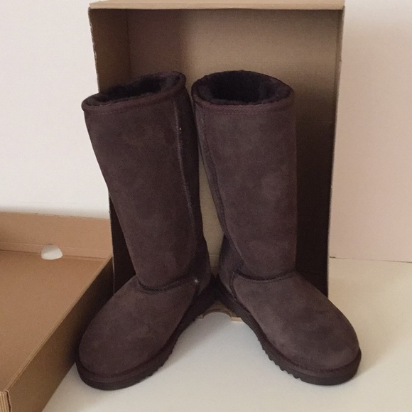 UGG Other - UGG Classic Tall boots (little girl)